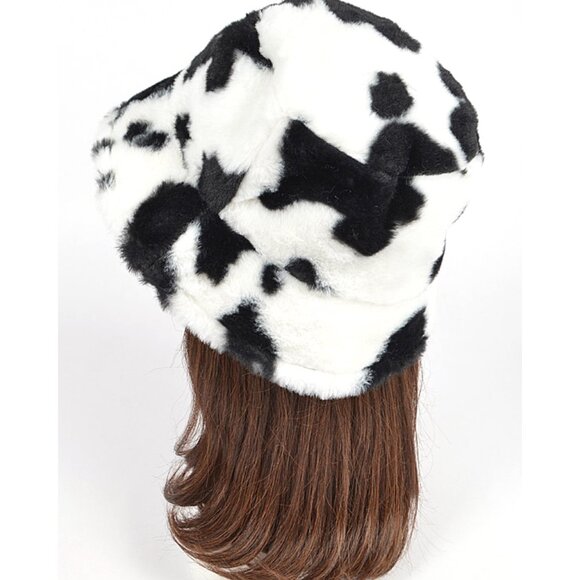 BNWT Brand New Cow Print Faux Fur Plushy Bucket Hat - Picture 2 of 5